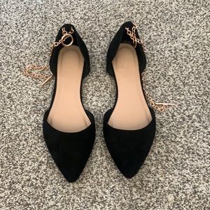 Never worn Charlotte Russe flats with chain detail